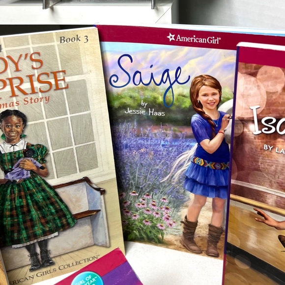 AMERICA GIRL COLLECTION #21 BOOKS - Picture 12 of 16